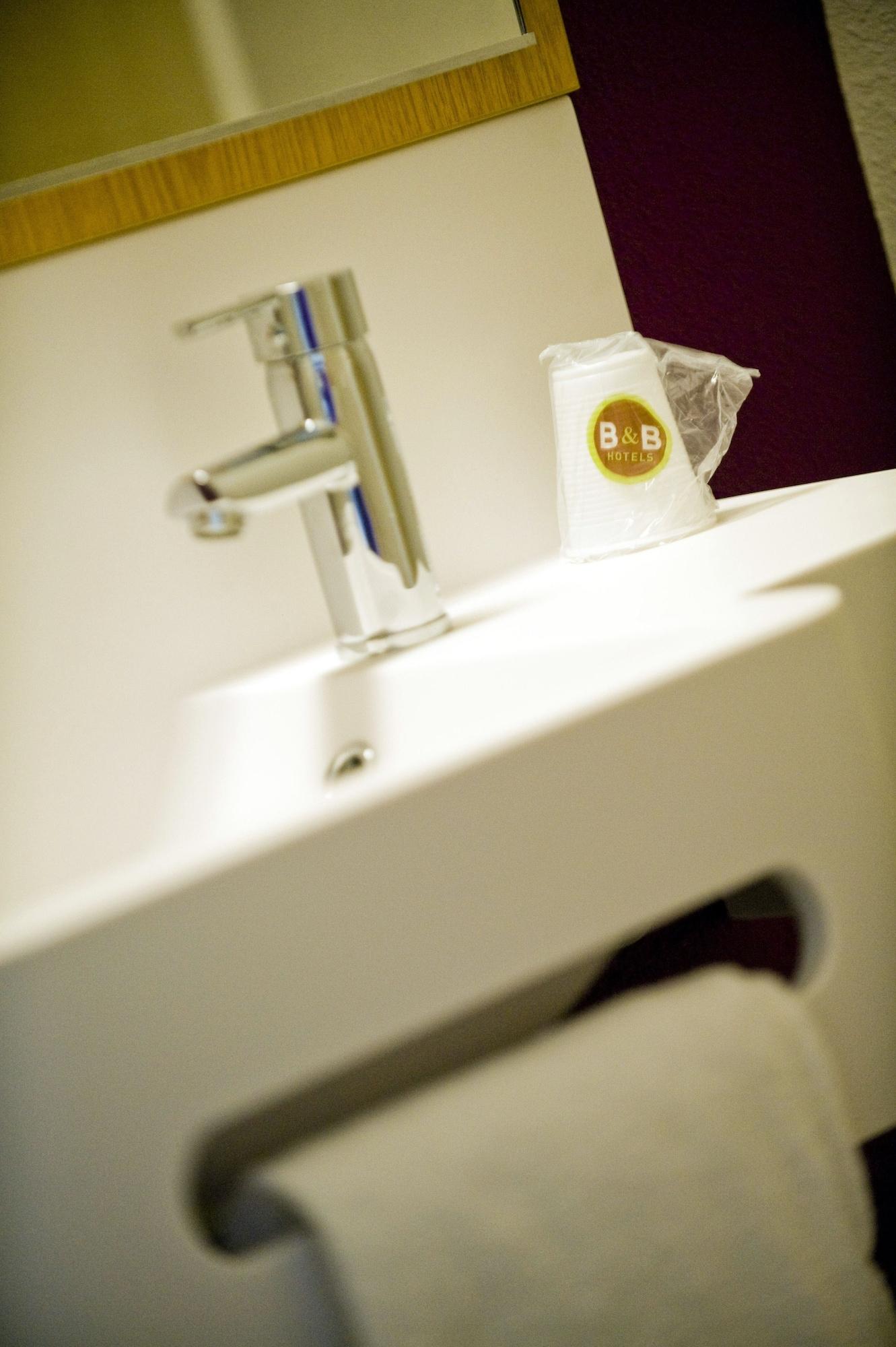 B&B Hotel Le Mans Nord 1 Сен-Сатурнен Экстерьер фото